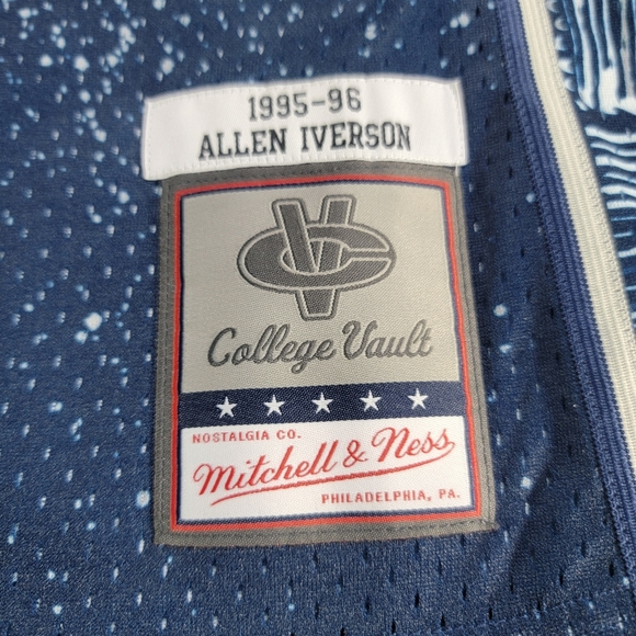 Mitchell & Ness Allen Iverson 95-96 Georgetown Hoyas Jersey Mens Size Medium New - Picture 2 of 14